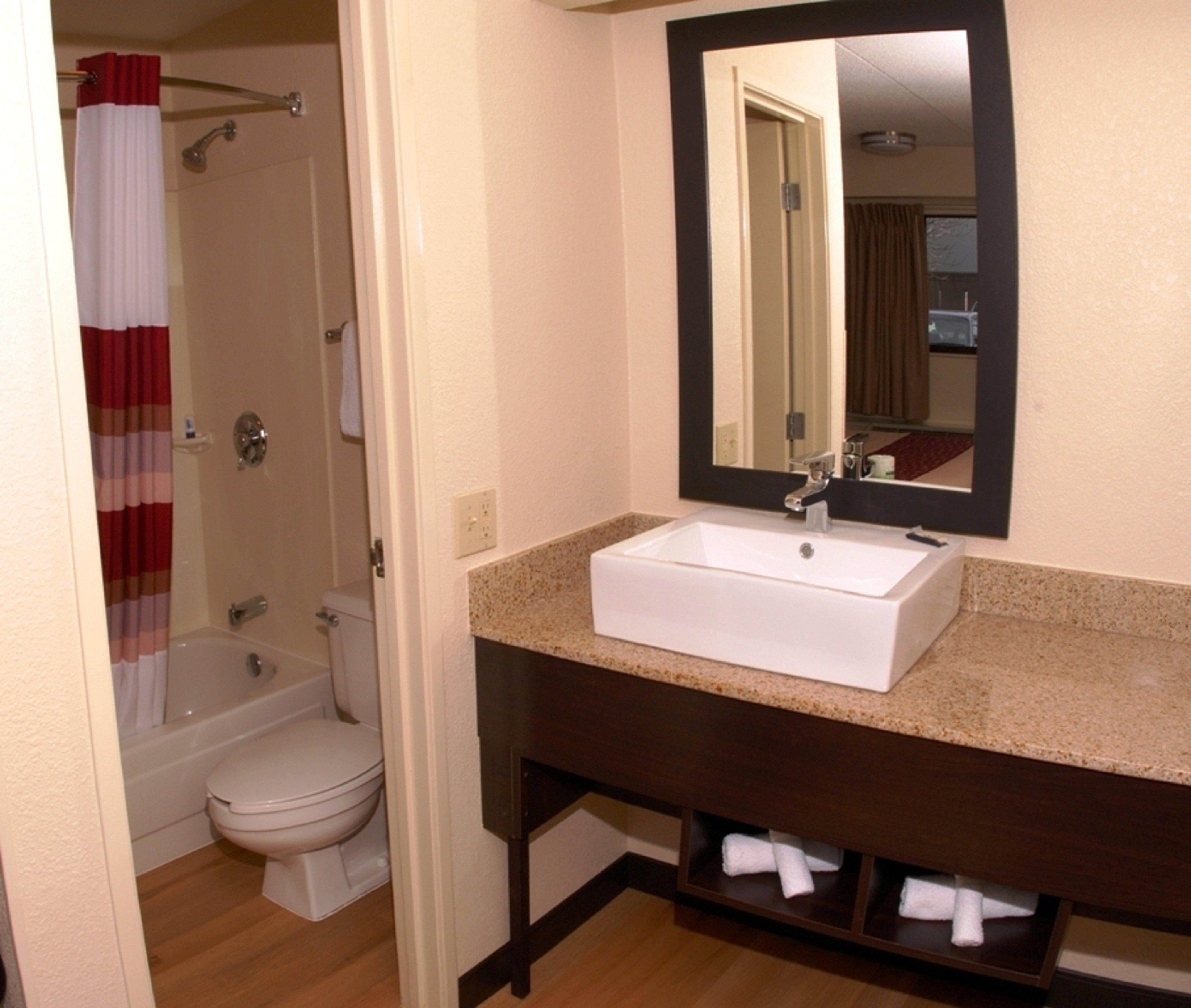 Red Roof Inn Plus+ Washington Dc Роквилл Экстерьер фото